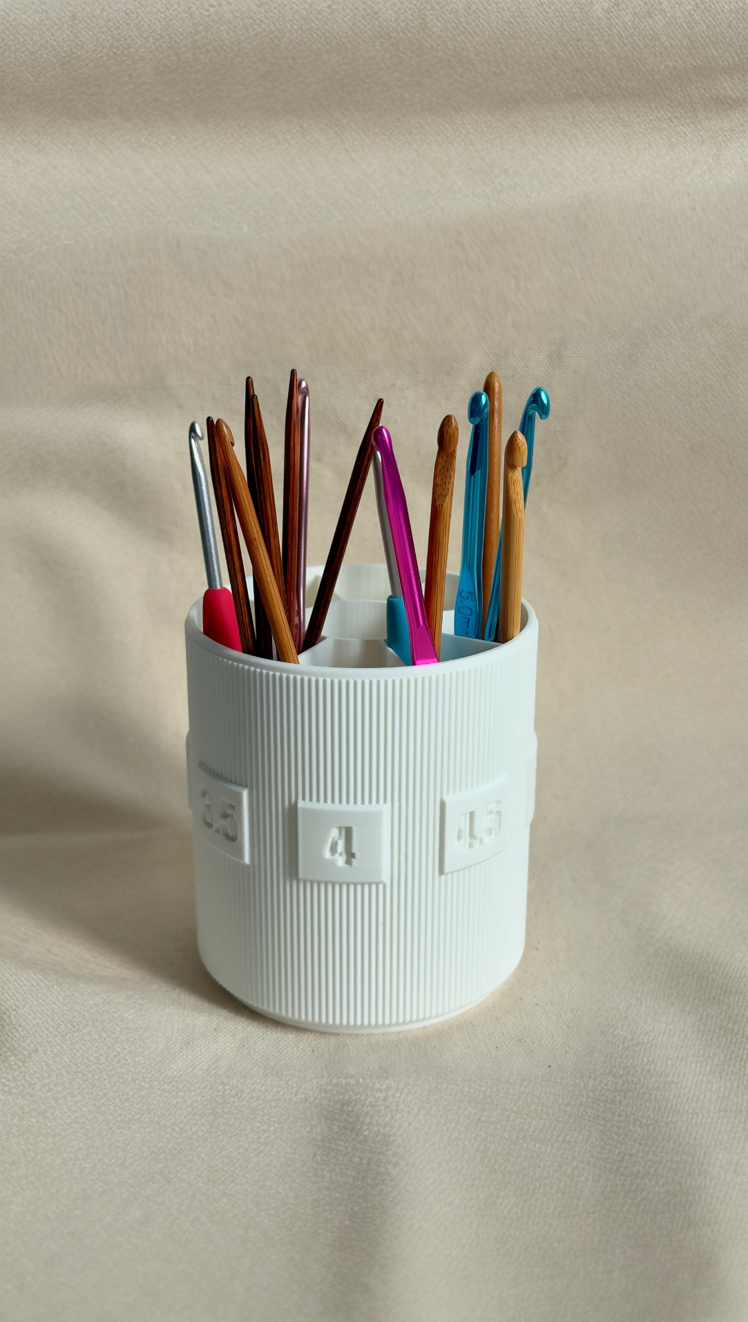 Crochet & Knitting Organizer – DPN Needle Holder with Rotating Base ColourPopCrafts