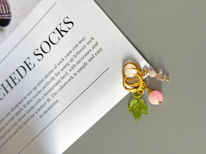 Enschede Socks Kit. Yarn, Pattern & Stitch Markers