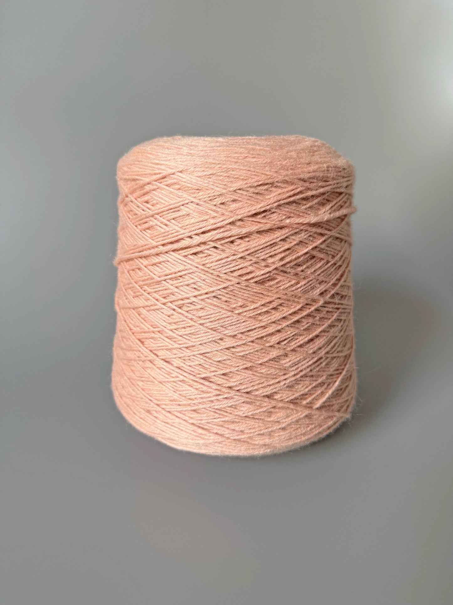 Queenotto Wool & Cashmere Yarn | Soft Coral