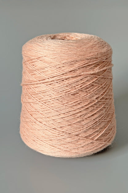 Queenotto Wool & Cashmere Yarn | Soft Coral